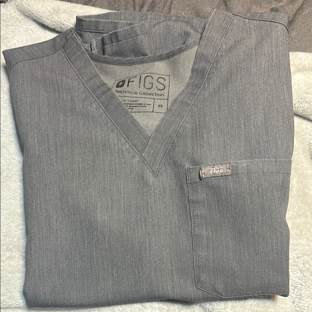 Figs Charcoal V-Neck Scrub Top